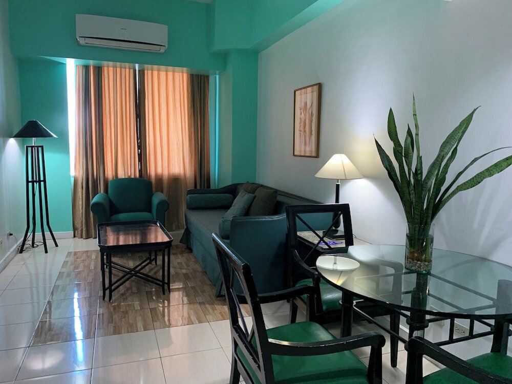 Фото The Pearl Manila Hotel