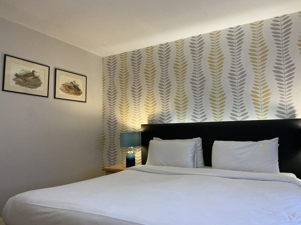 Фото Brook Marston Farm Hotel