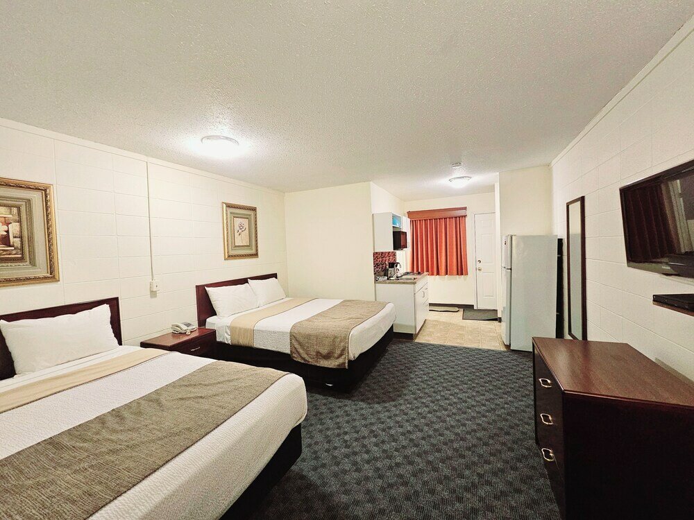 Фото Canadian Motor Inn