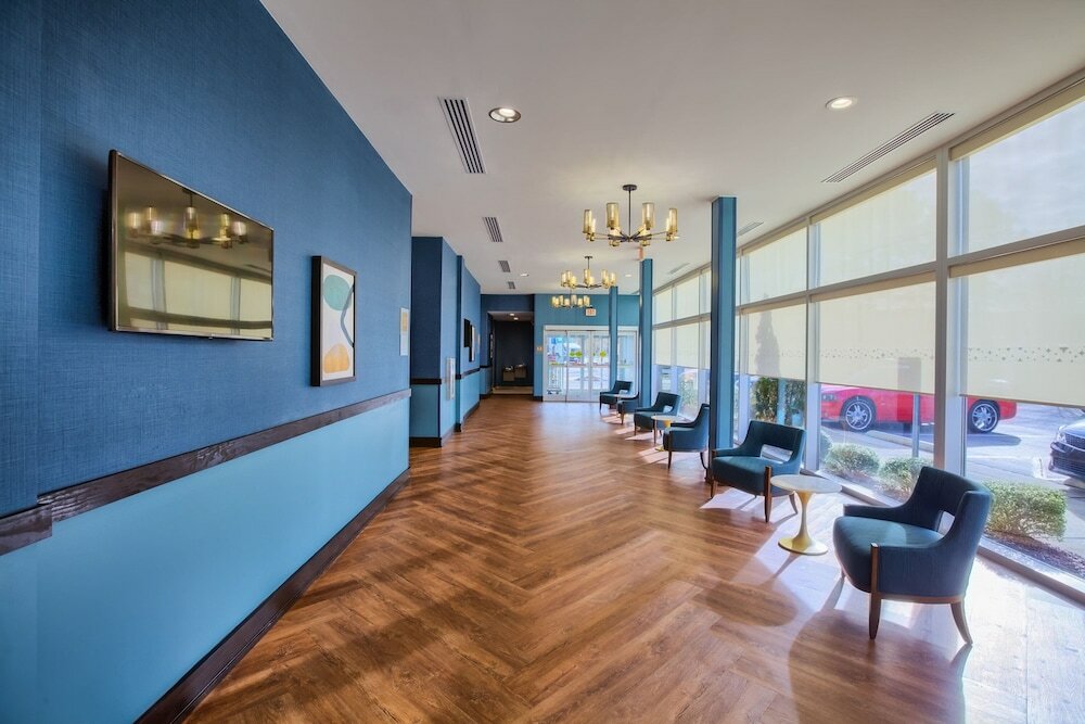 Фото Four Points by Sheraton Raleigh Durham Airport