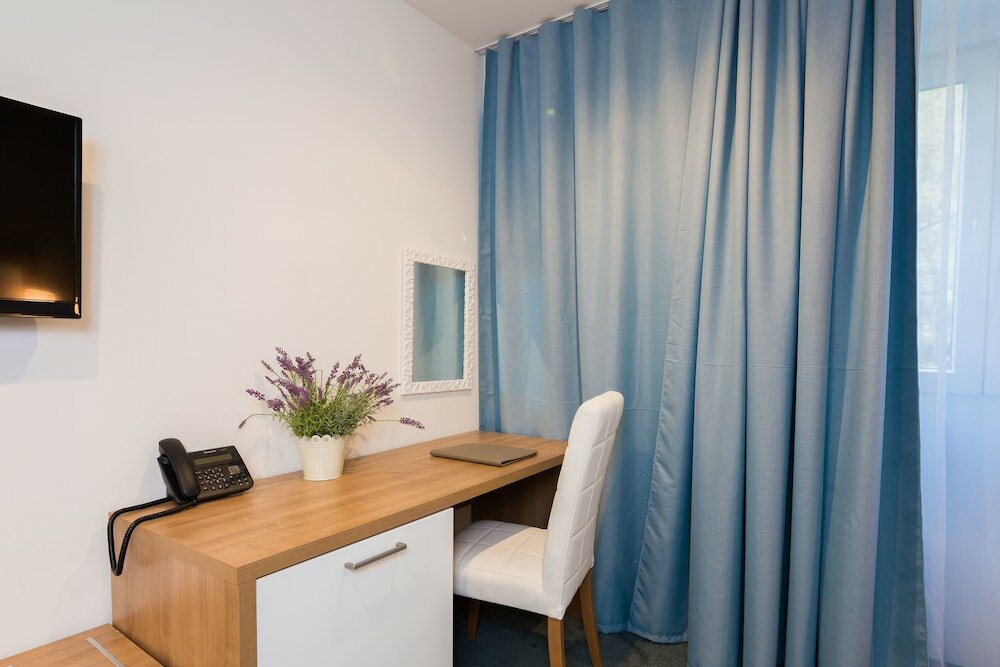 Фото Hotel Corner