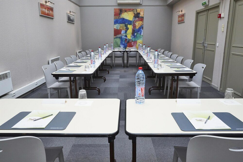 Фото Campanile Paris Ouest - Pte de Champerret Levallois