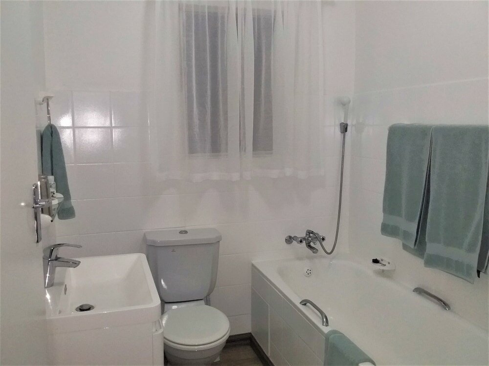 Фото First Group La Rochelle