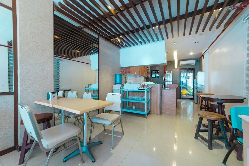 Фото RedDoorz Plus @ Poblacion District Davao