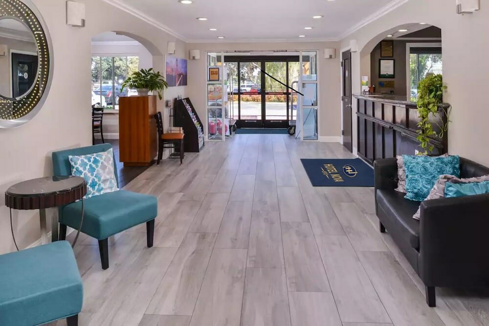 Фото Hotel Nova Sfo by FairBridge