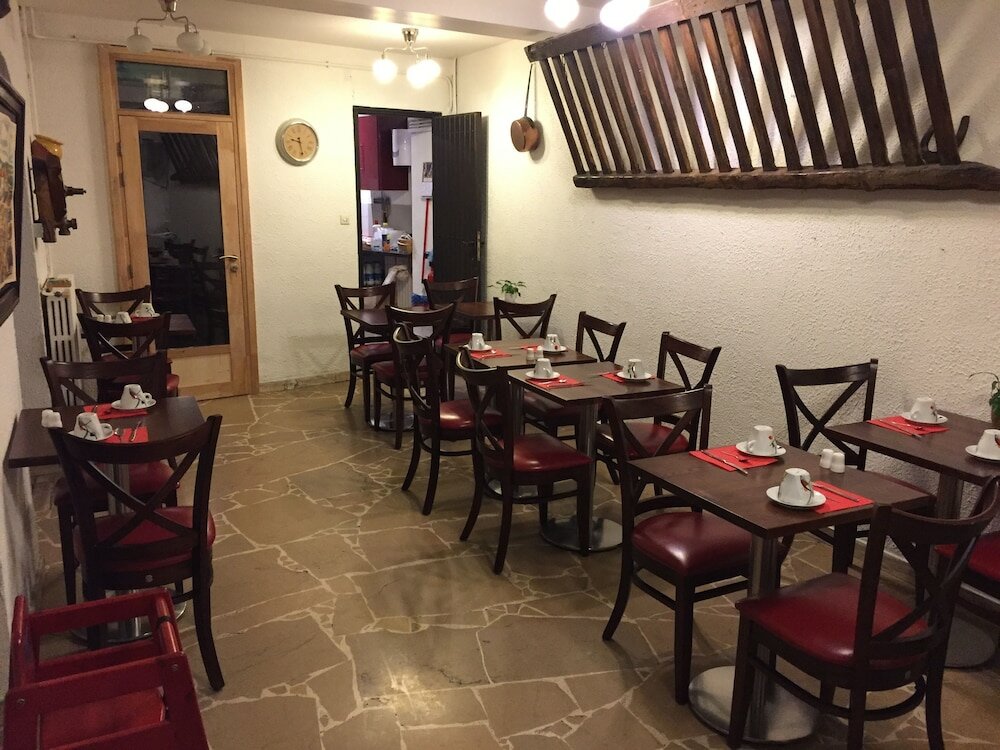 Фото Hôtel du Pont Vieux