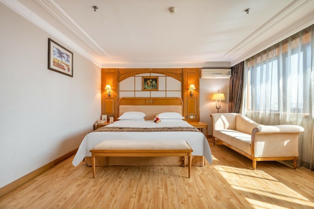 Фото Hotel Silverland