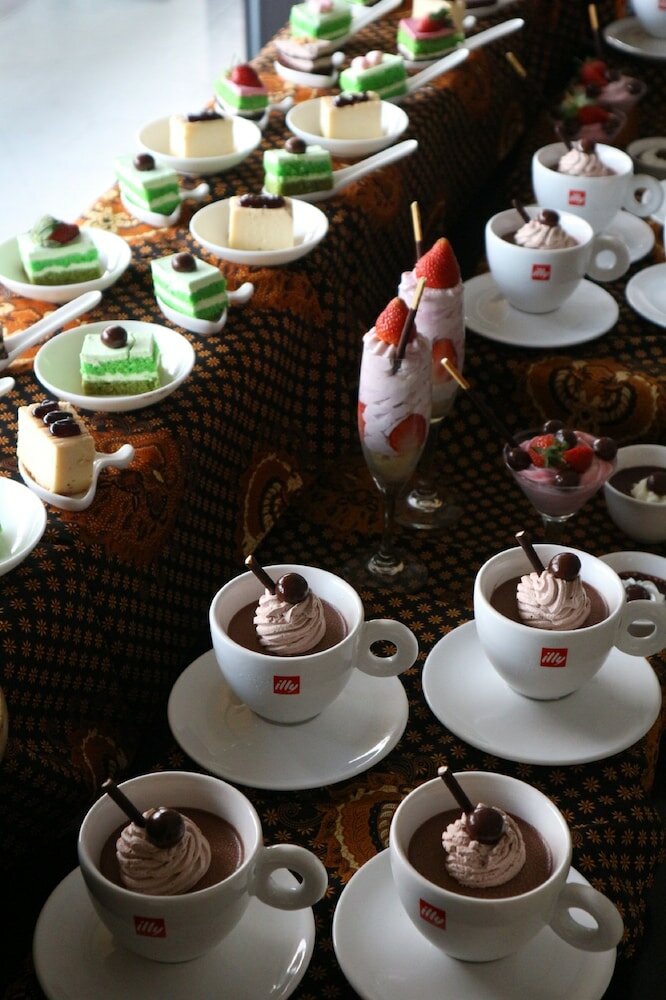 Фото Hotel Santika Premiere Bintaro