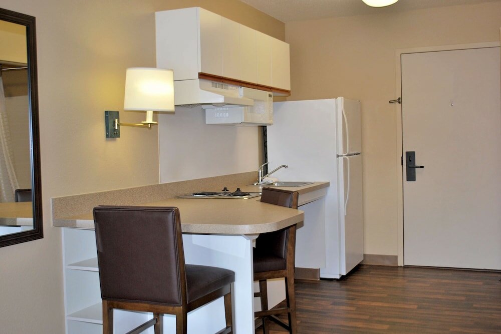 Фото Extended Stay America Suites Milwaukee Brookfield