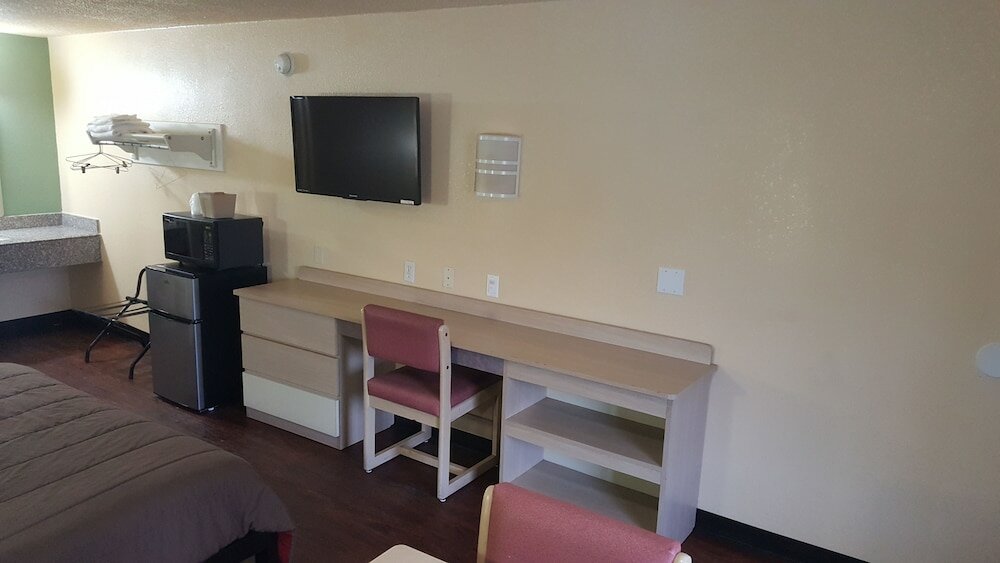 Фото Mentor Home Inn