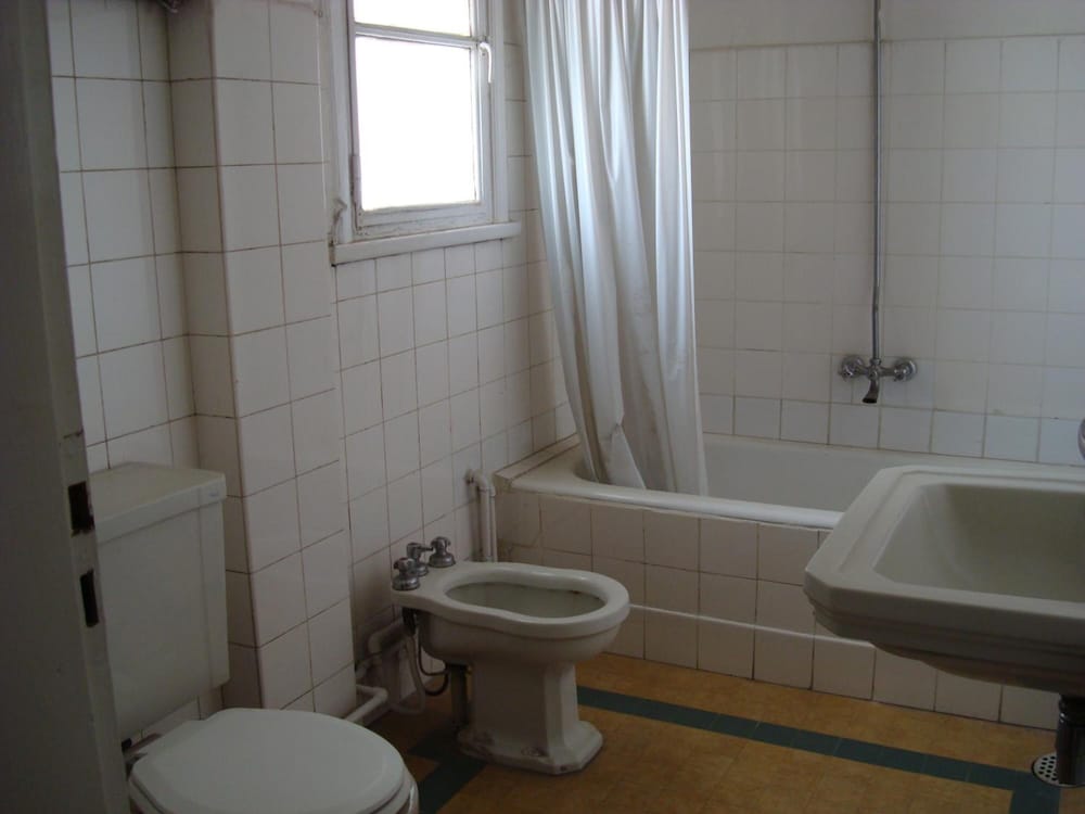 Фото Lotus Hotel