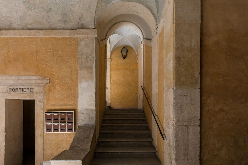 Фото A World Aparts - 13 T. Argentina