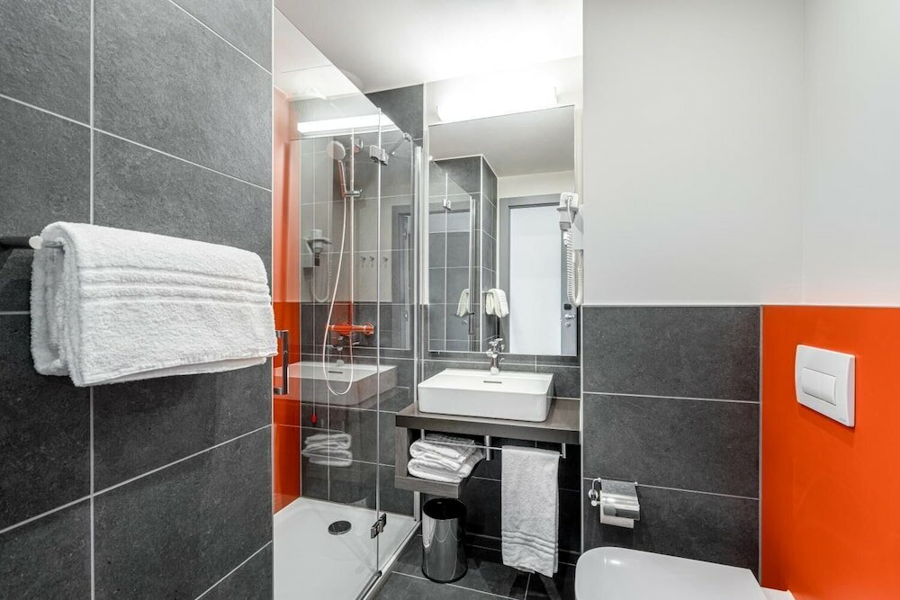 Фото Campanile Vienna South