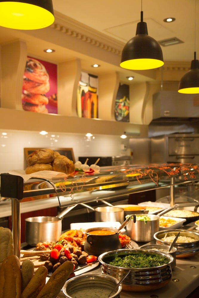 Фото Goodenough College