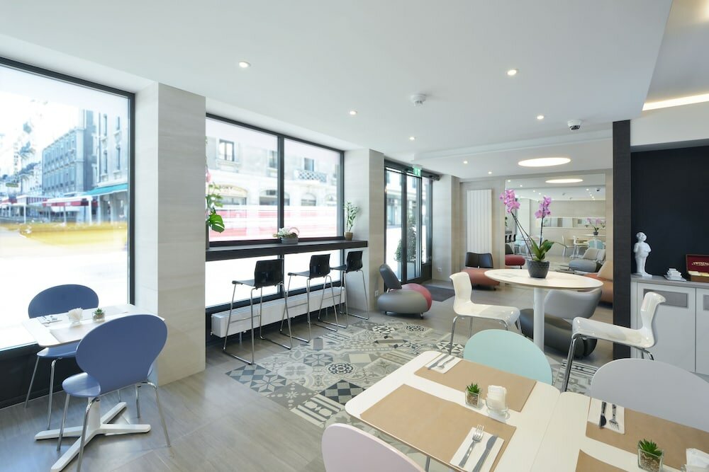 Фото Hotel Des Alpes