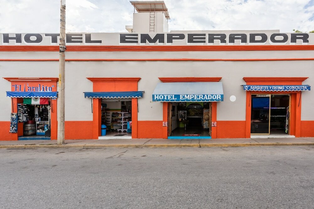 Фото Oyo Hotel Emperador, Oaxaca