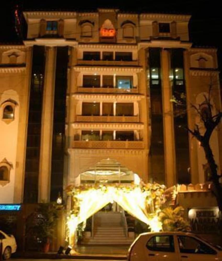 Фото Maharaja Regency