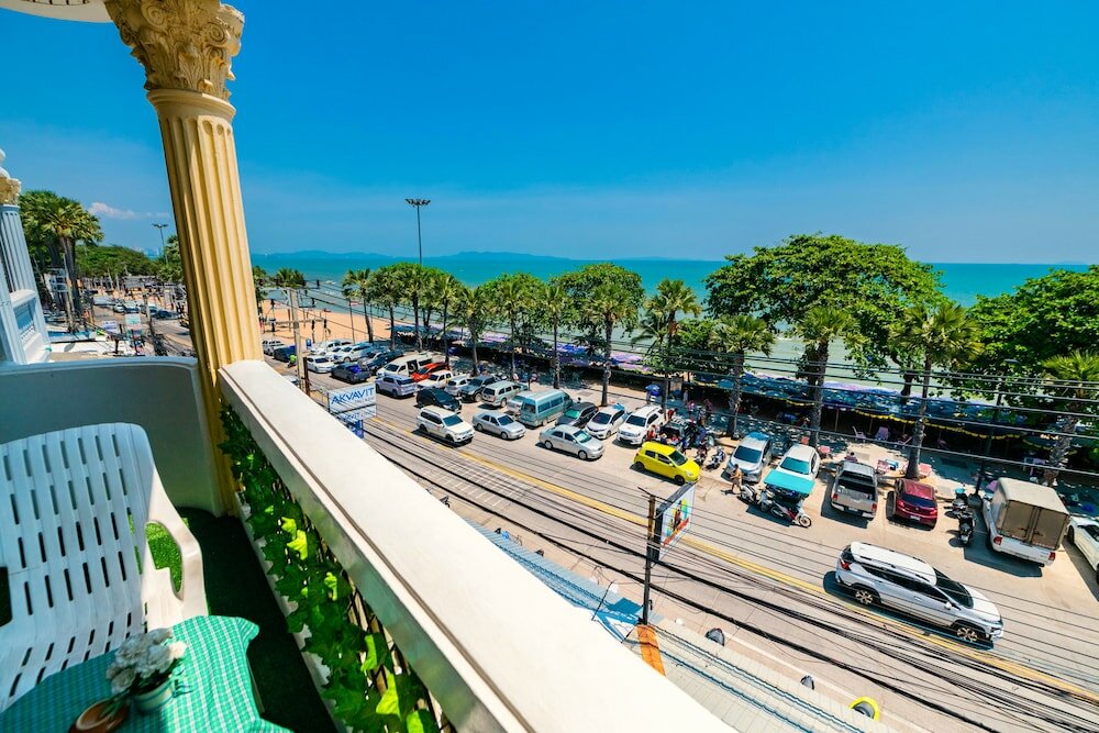 Фото Happy Vikings Hotel