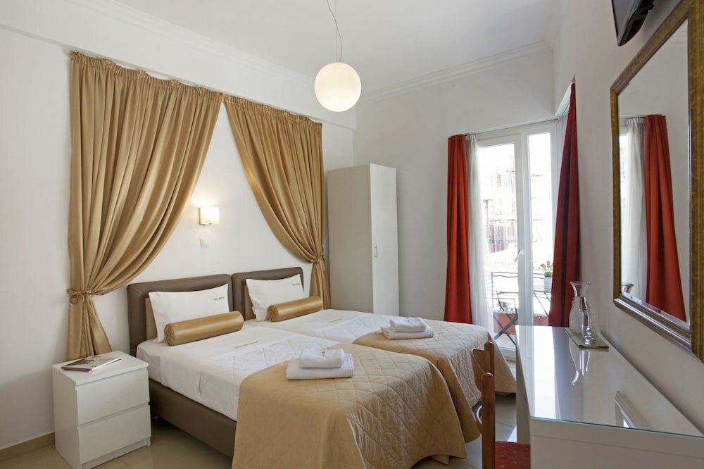 Фото Metropolis Hotel