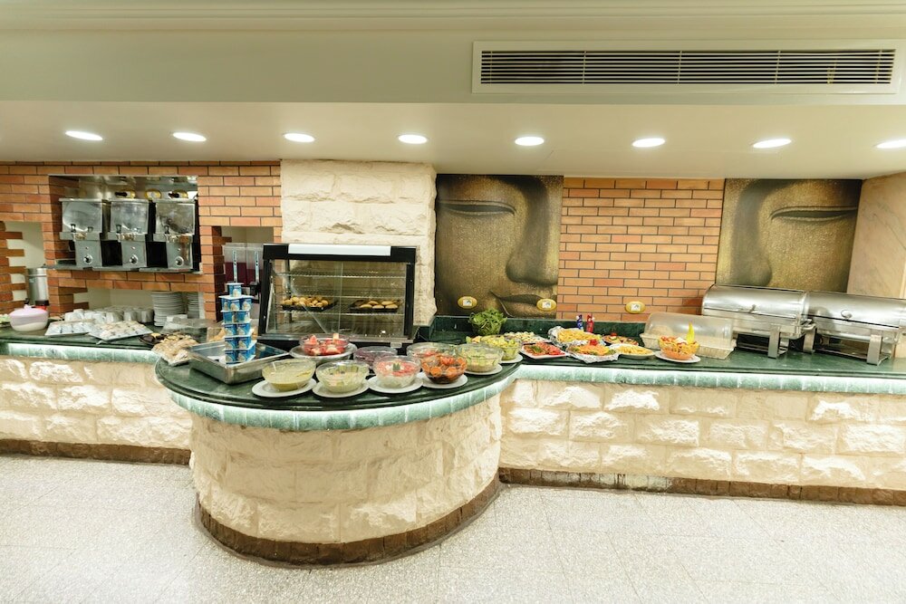 Фото Happy City Hotel