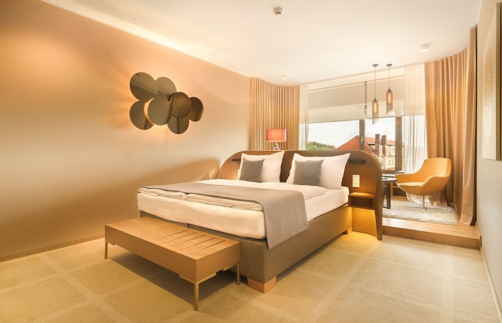 Фото The President