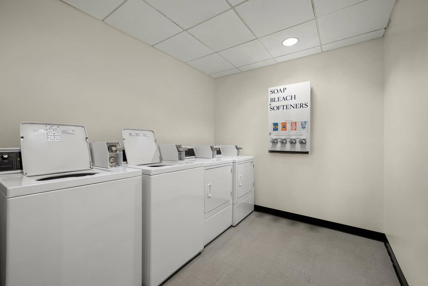 Фото Homewood Suites by Hilton Bakersfield