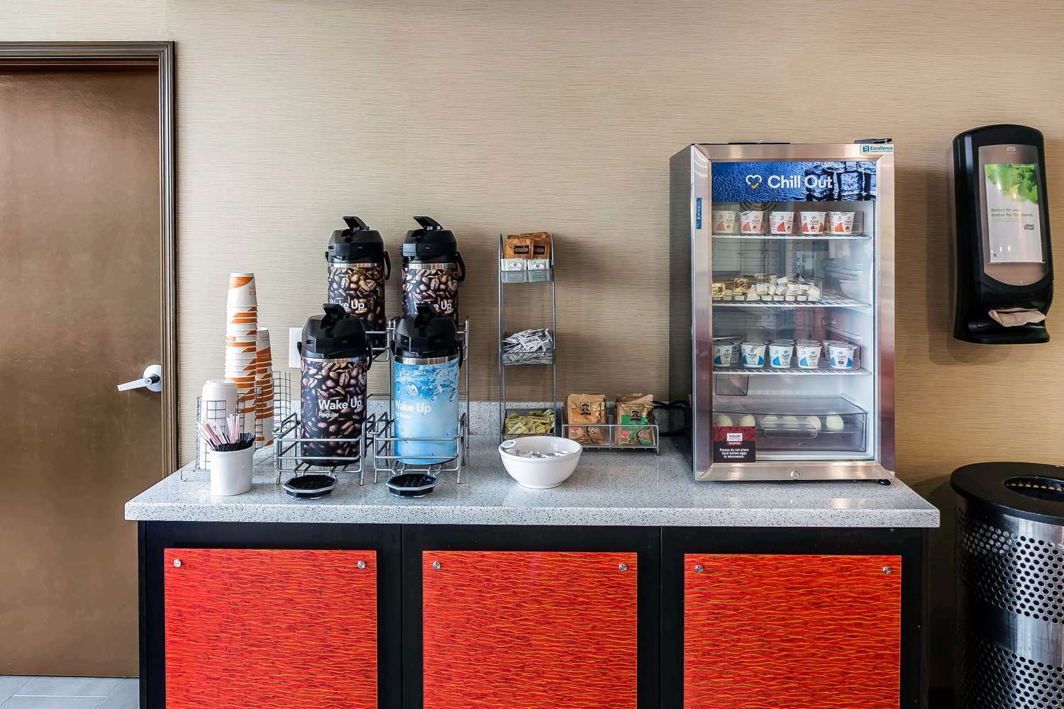 Фото Comfort Suites San Jose Airport