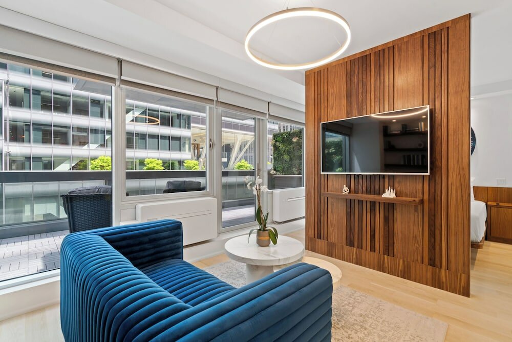 Фото The Gotham Hotel