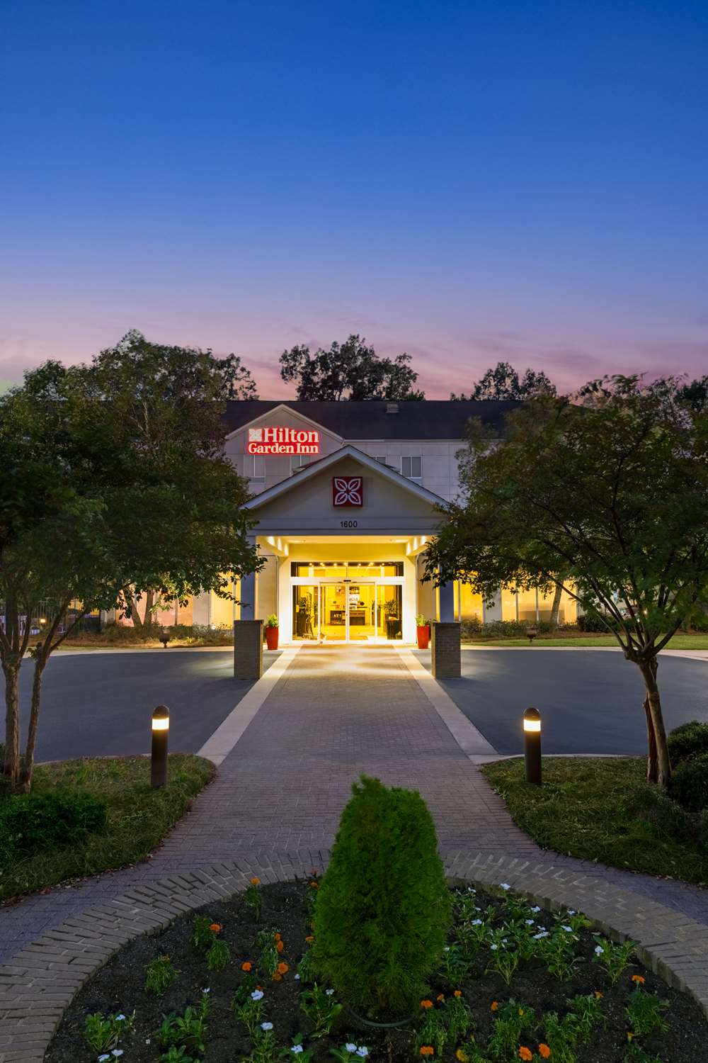 Фото Hilton Garden Inn Montgomery East