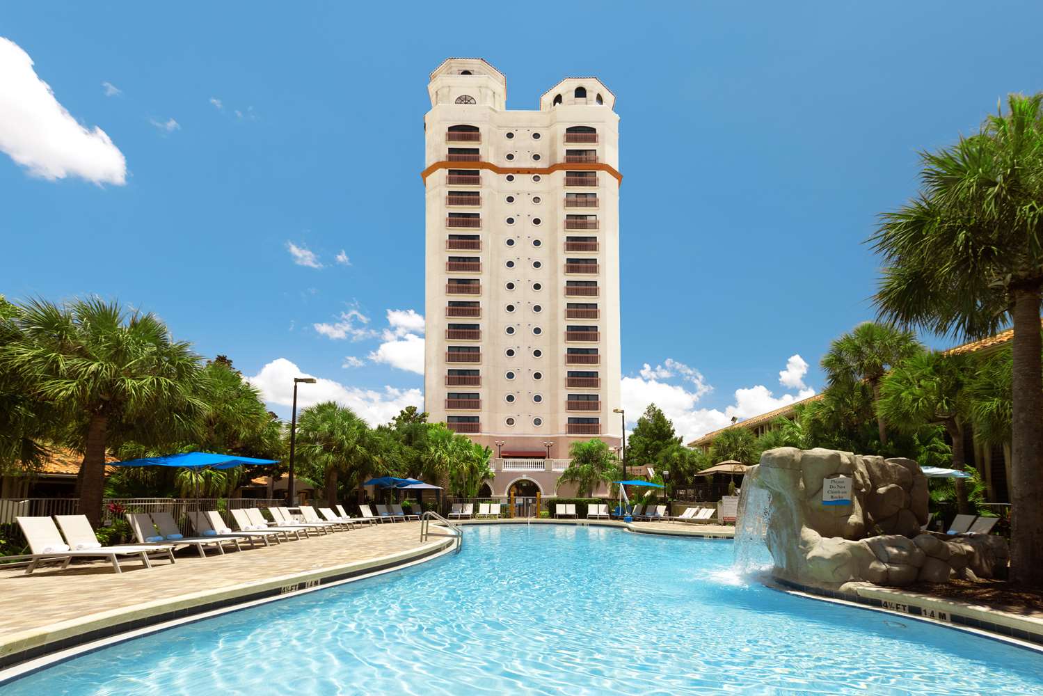Фото DoubleTree by Hilton Hotel Orlando at SeaWorld