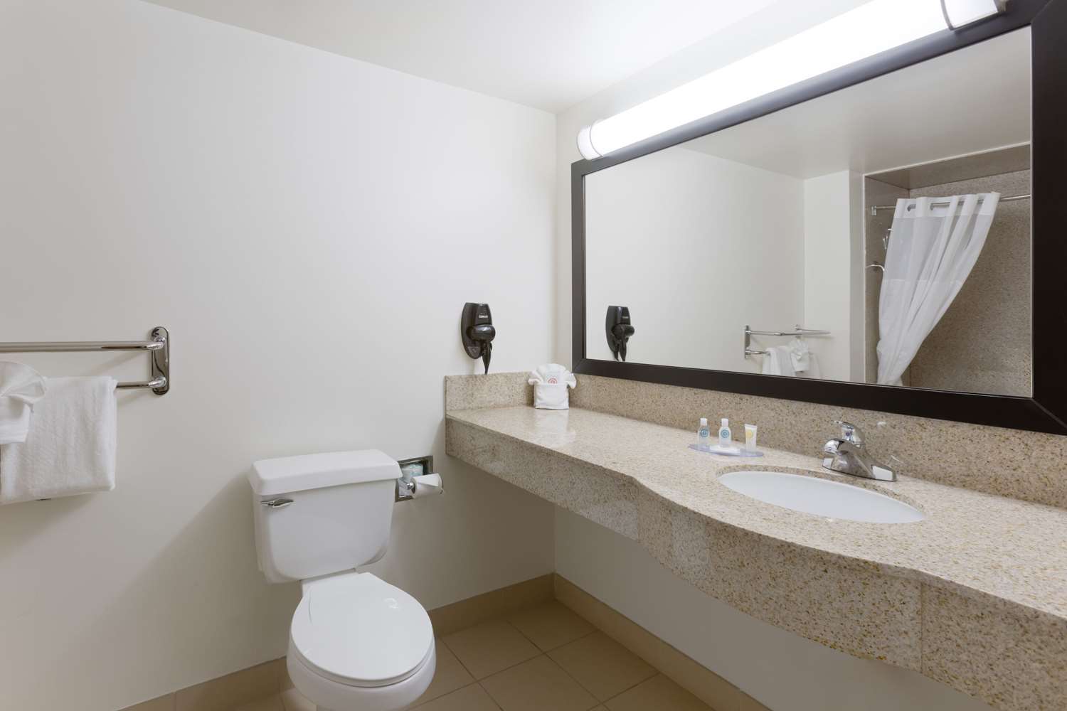 Фото Comfort Inn Near Grand Canyon