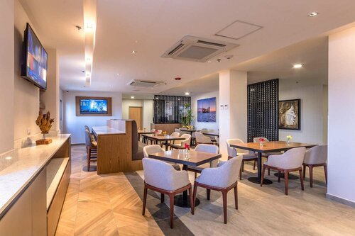 Гостиница Comfort Inn Hermosillo Aeropuerto в Эрмосильо