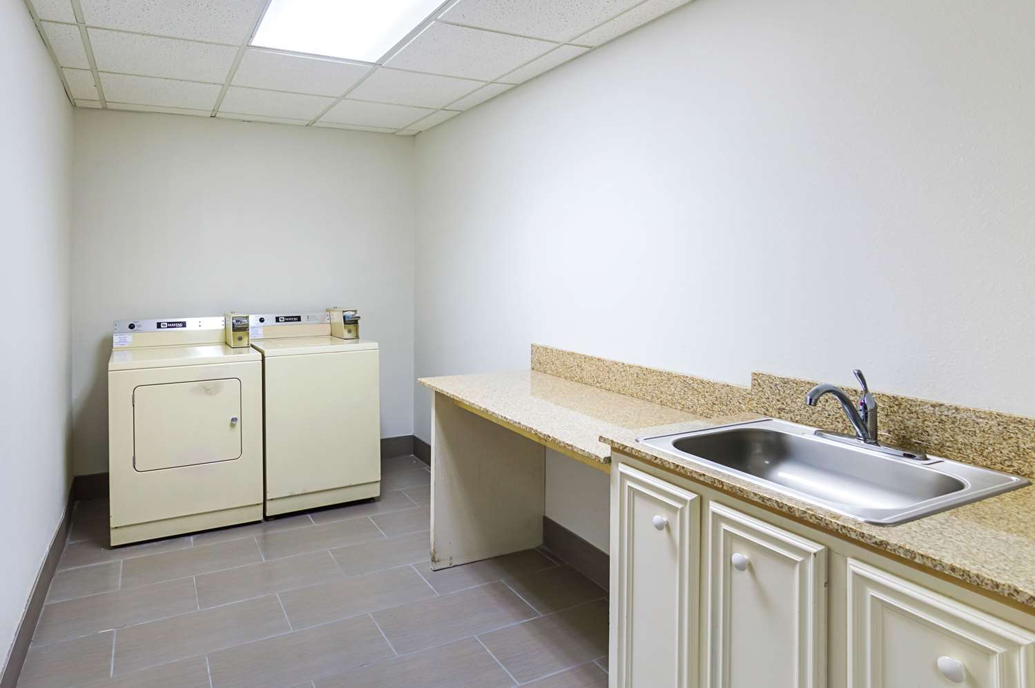 Фото Quality Suites
