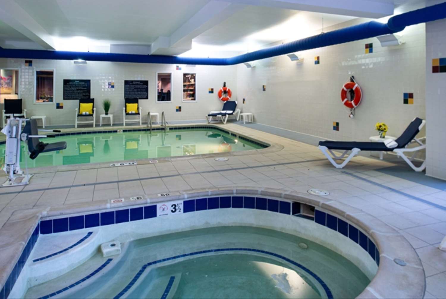 Фото Hampton Inn Glenwood Springs