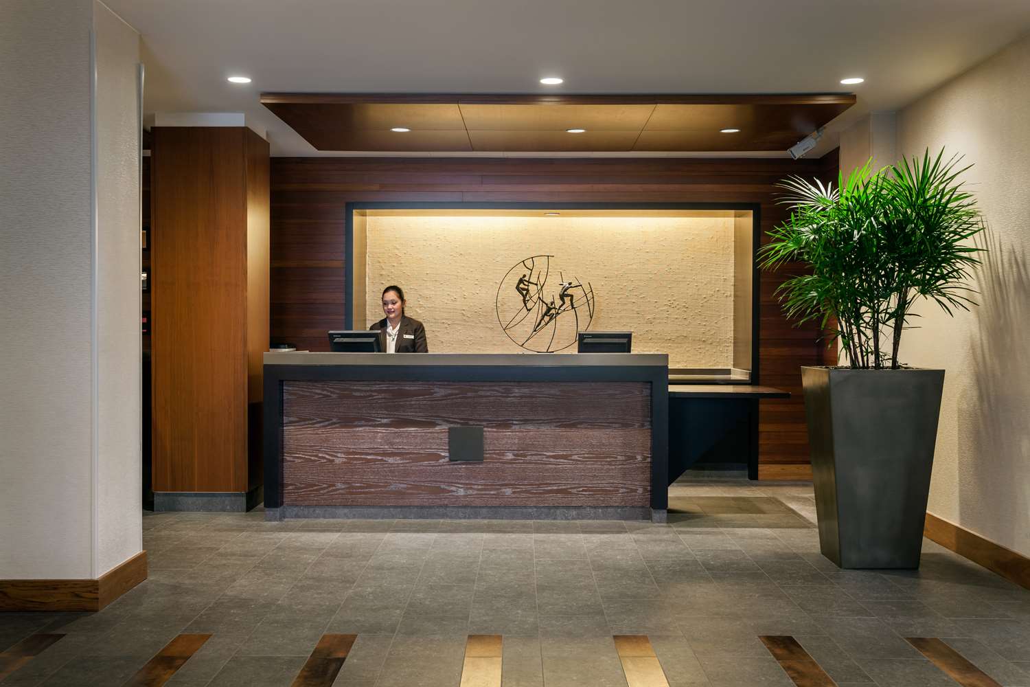Фото Doubletree Hotel San Francisco Airport