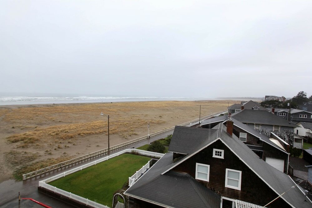 Фото Best Western Plus Ocean View Resort