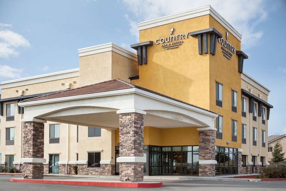 Фото Country Inn & Suites by Radisson, Dixon, Ca - Uc Davis Area