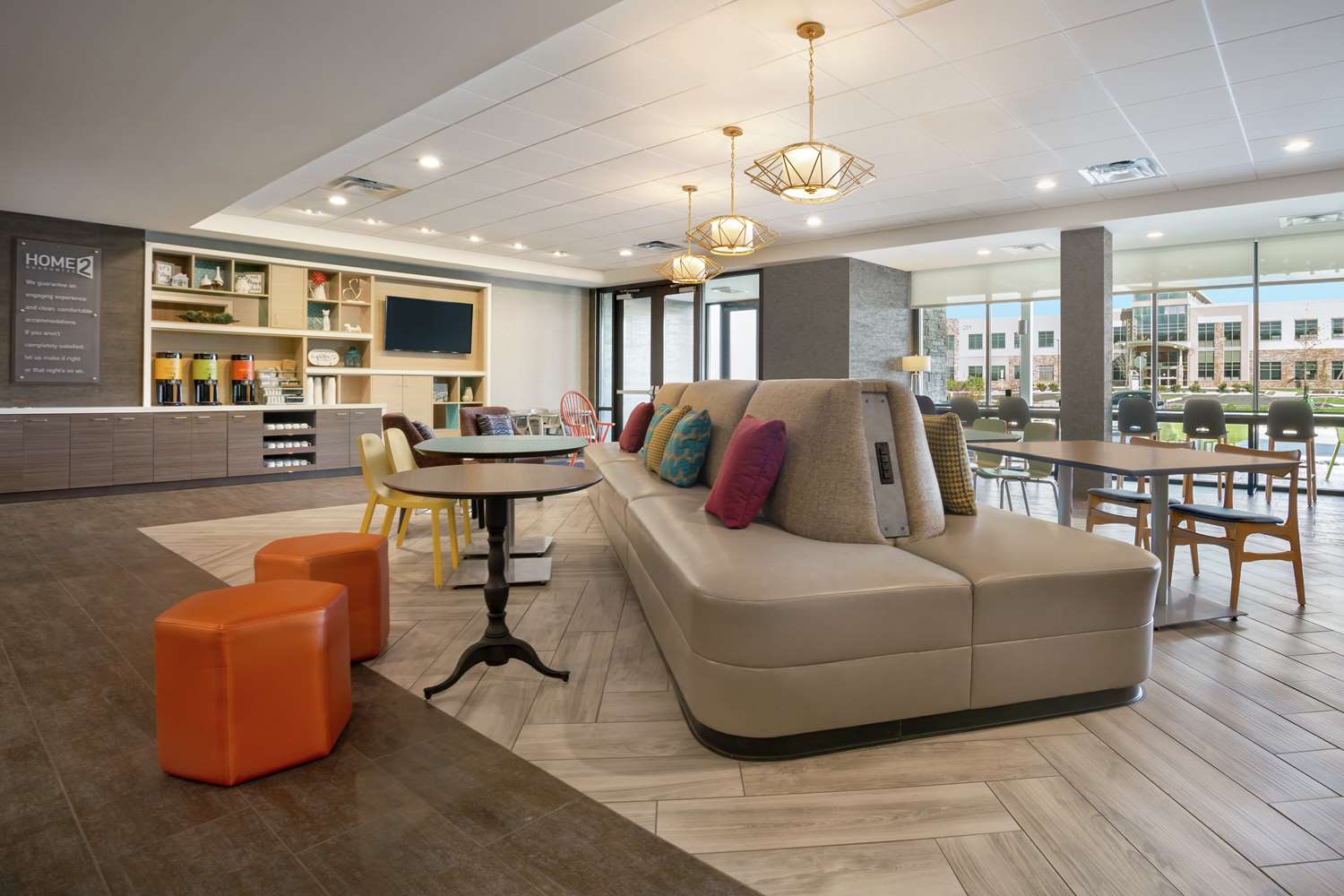 Фото Home2 Suites by Hilton Warminster Horsham