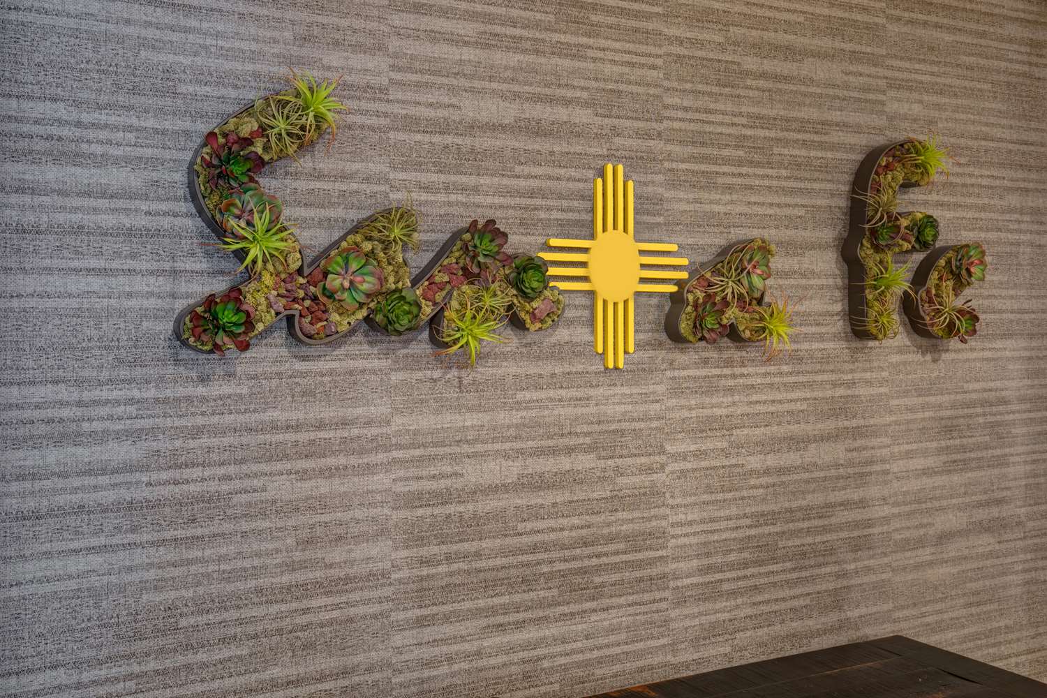 Фото Hampton Inn Santa Fe South