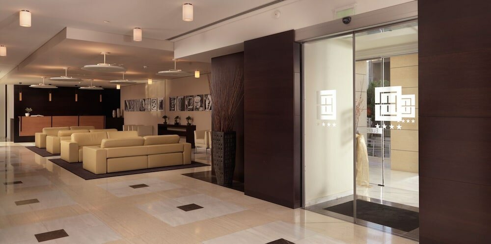 Фото Elefsina Hotel