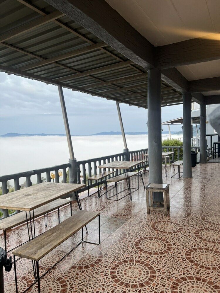 Фото Seemok Resort