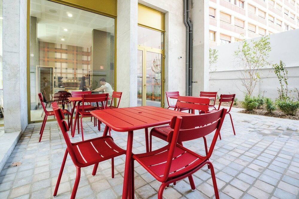 Фото EasyHotel Marseille Euromed