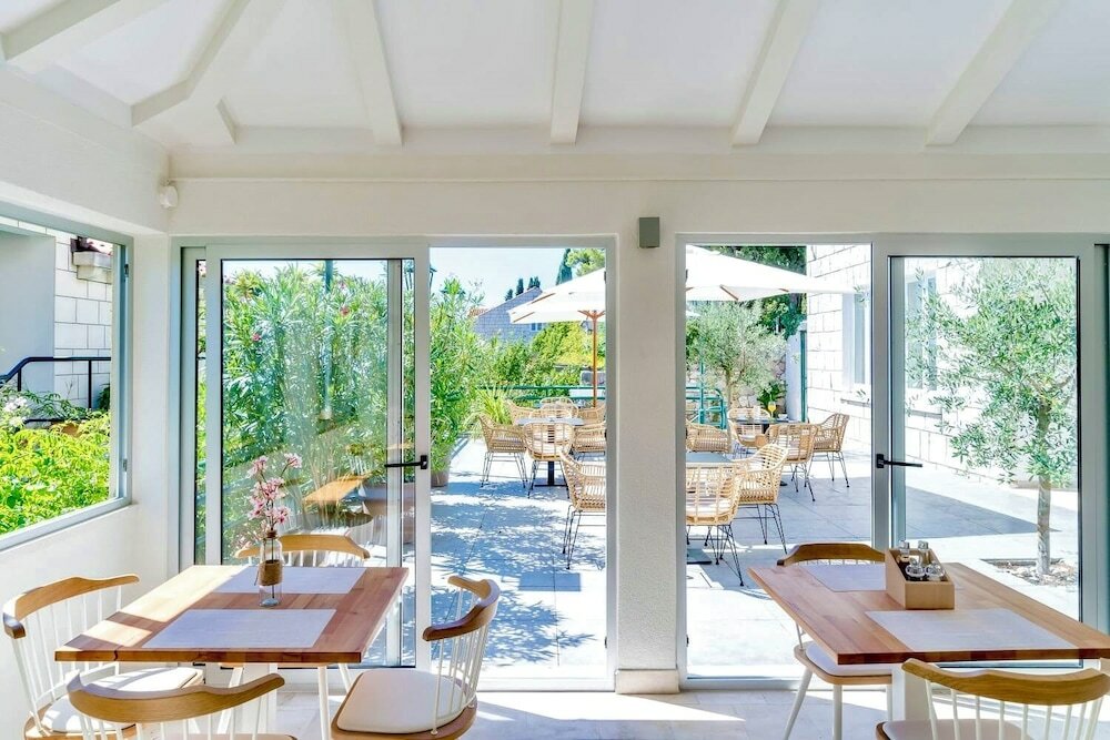 Фото Dubrovnik Deluxe Blue Bayou