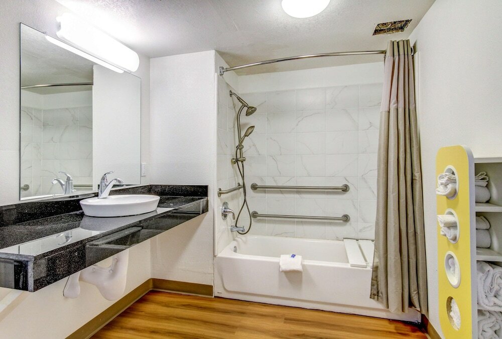 Фото Motel 6 Waco, Tx - Lacy Lakeview