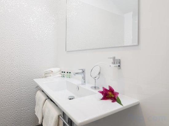 Фото Balatura The Fine Bed & Breakfast