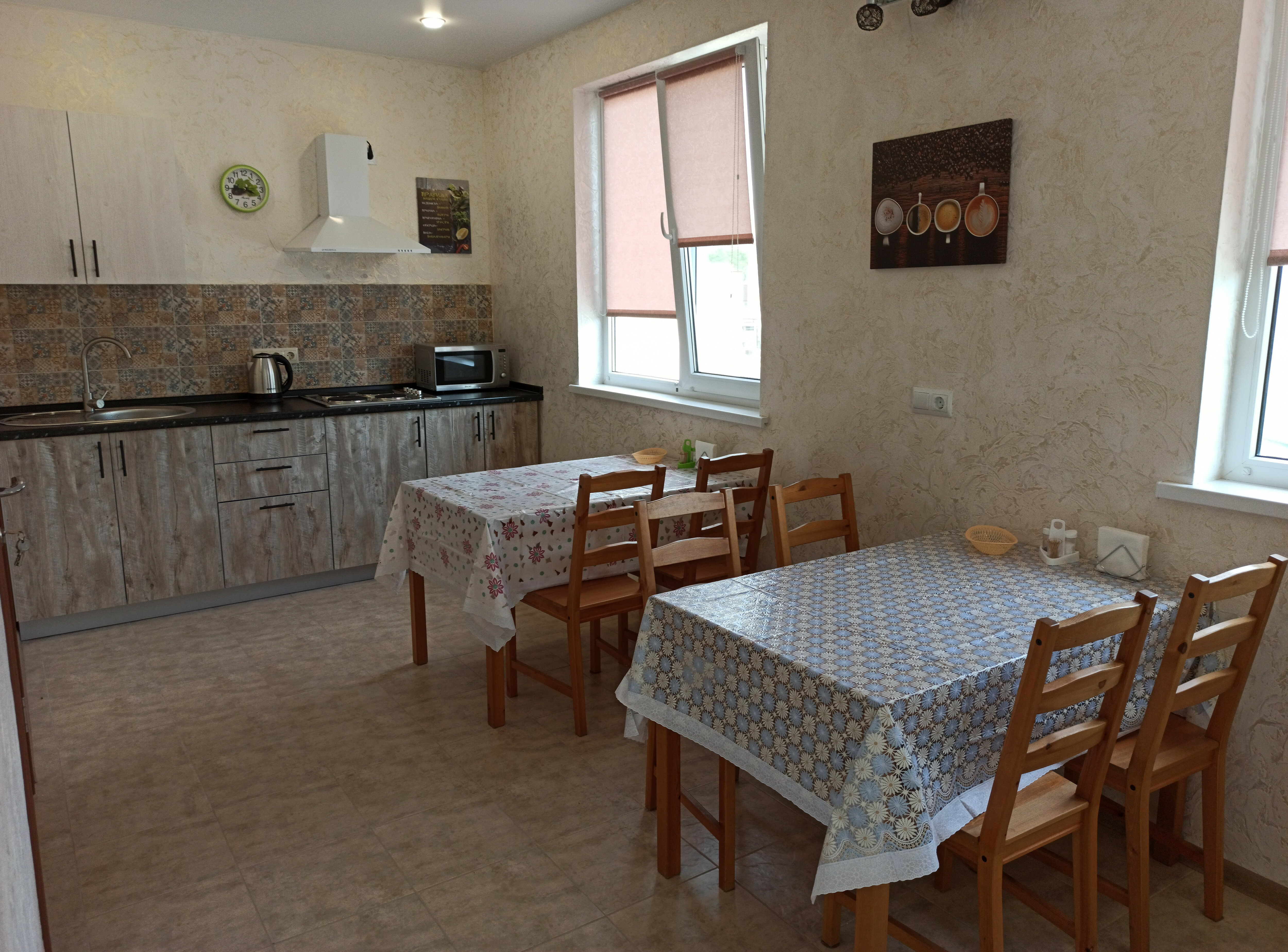 Фото На Кати Соловьяновой 14а