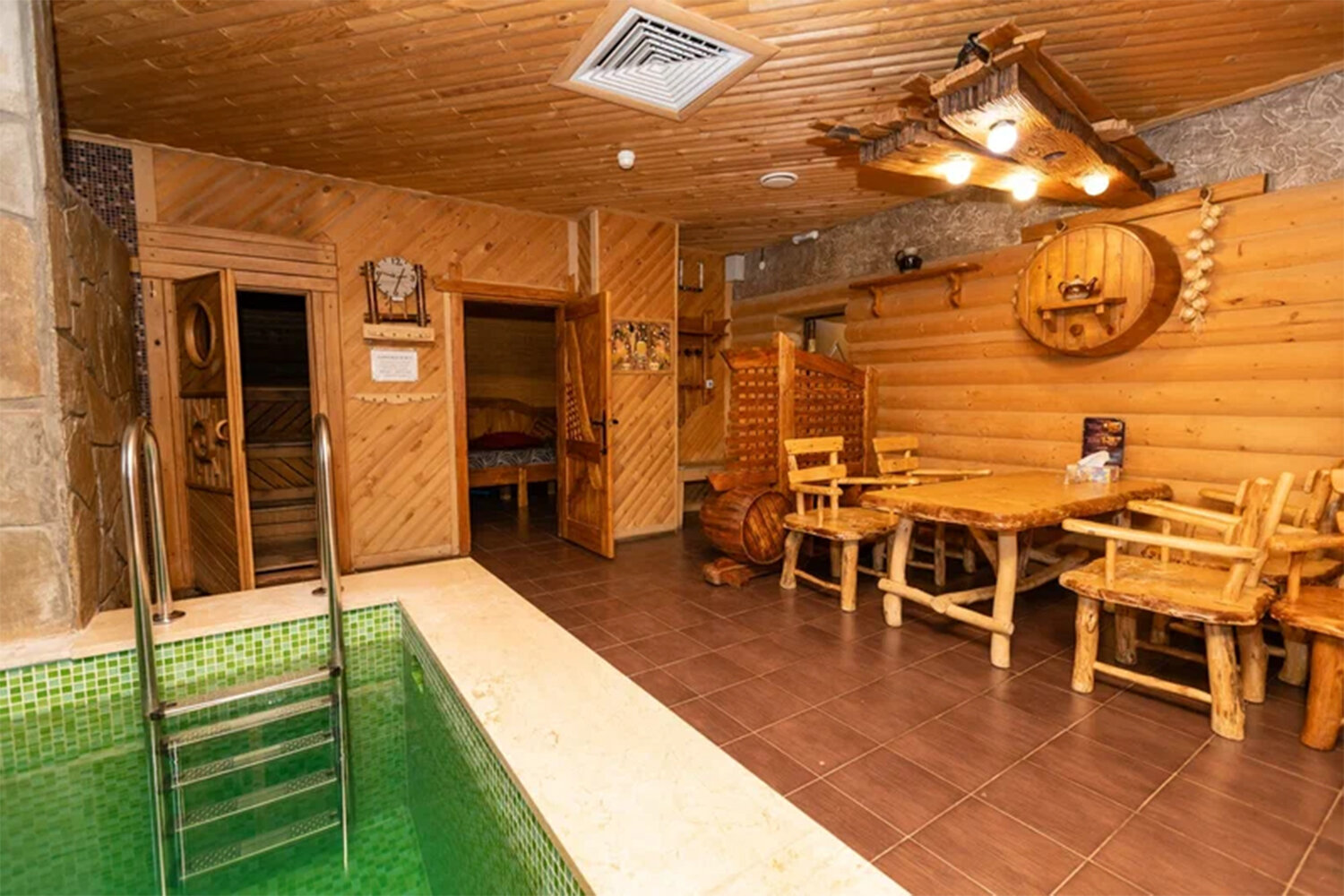 Фото Континент