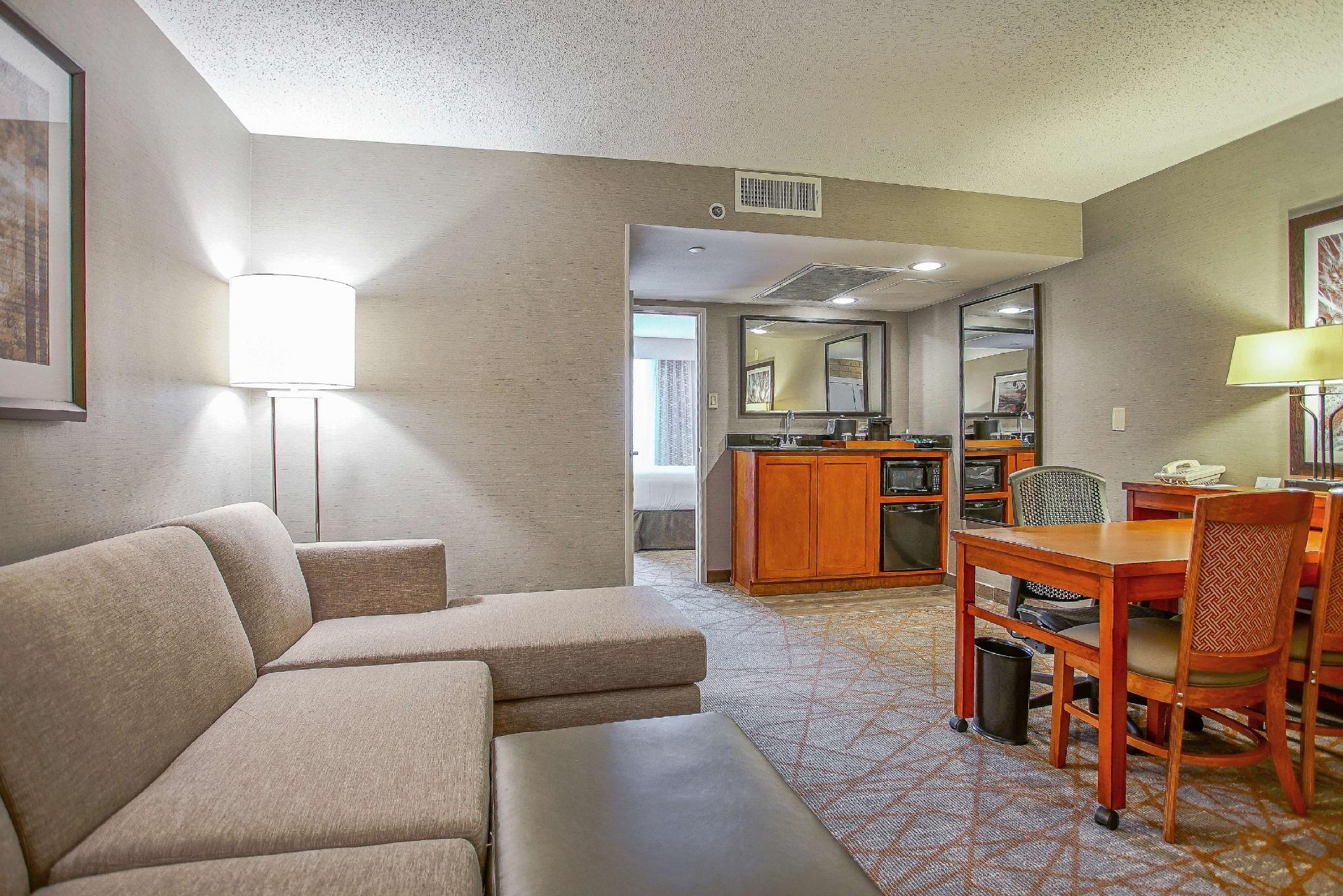 Фото Embassy Suites by Hilton San Antonio Nw I-10