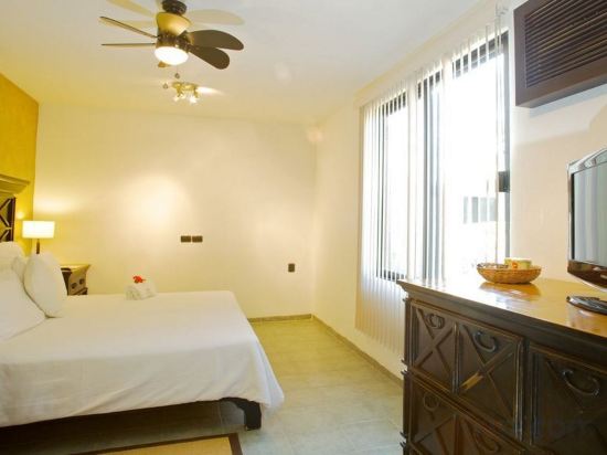 Фото Hacienda Paradise Hotel by Hospitality Wellbeing