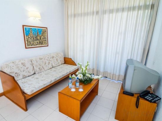 Фото Hovima Suites Costa Adeje